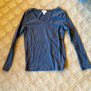Anne Taylor Loft Long sleeve V-neck 100% Grey T-Shirt S